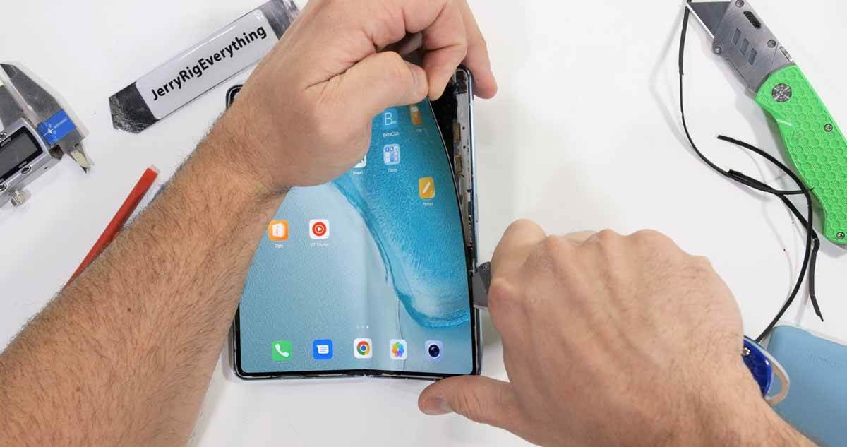  HONOR Magic Vs_4.jpg - JerryRigEverything 