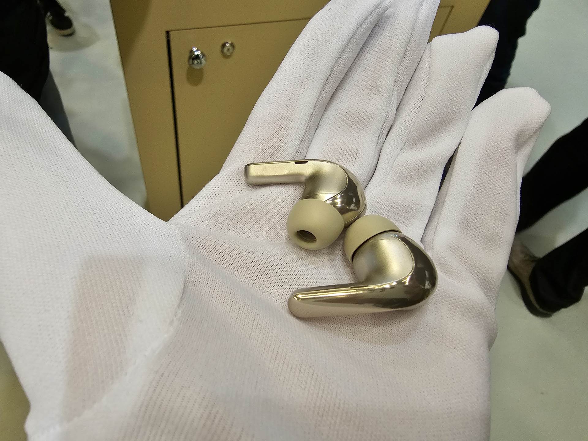  Xiaomi Buds 4 Pro 6.jpg 