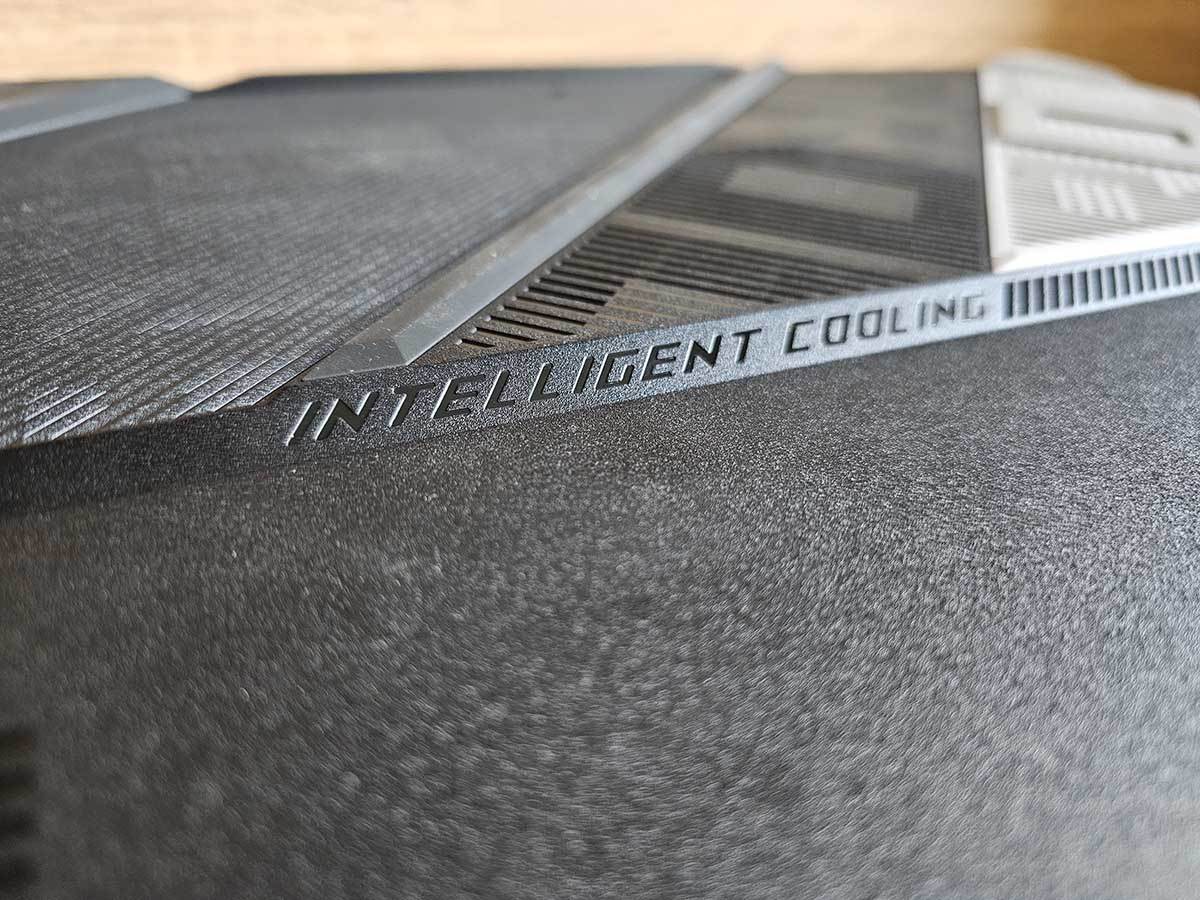  ROG Strix SCAR portovi i otvori 5.jpg - SmartLife / Ilija Baošić 