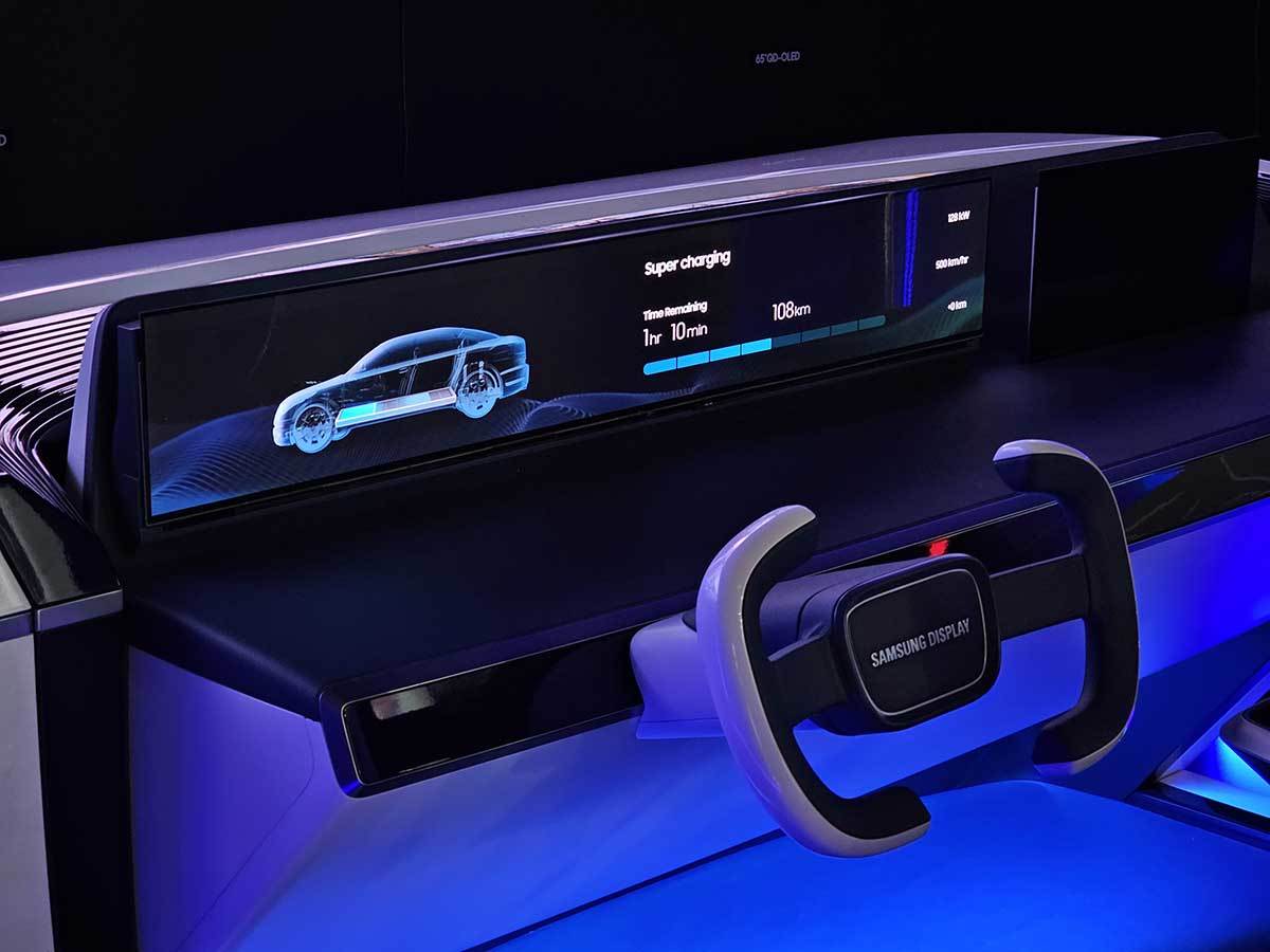  Samsung Display Automotive 1.jpg - SmartLife / Ilija Baošić 