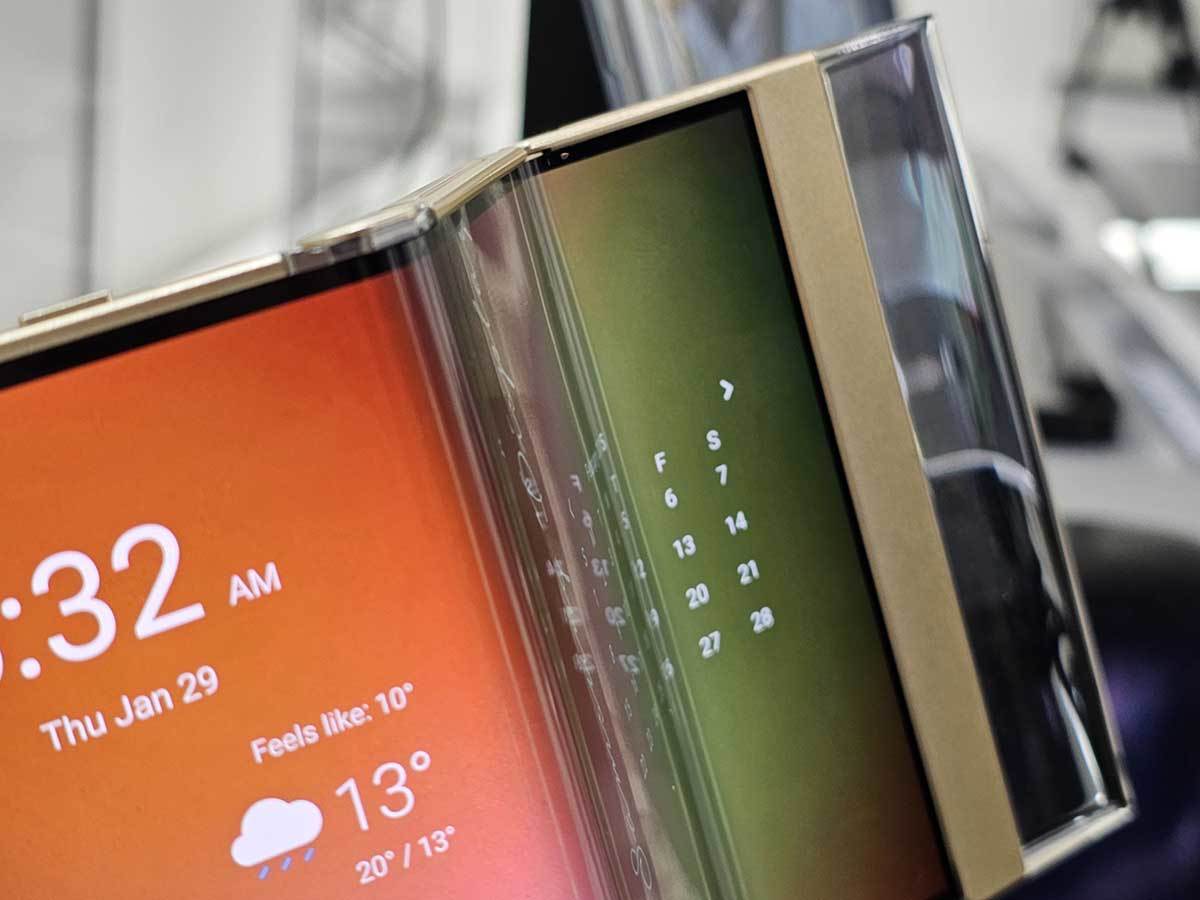  Samsung Display Flex S 2.jpg - SmartLife / Ilija Baošić 