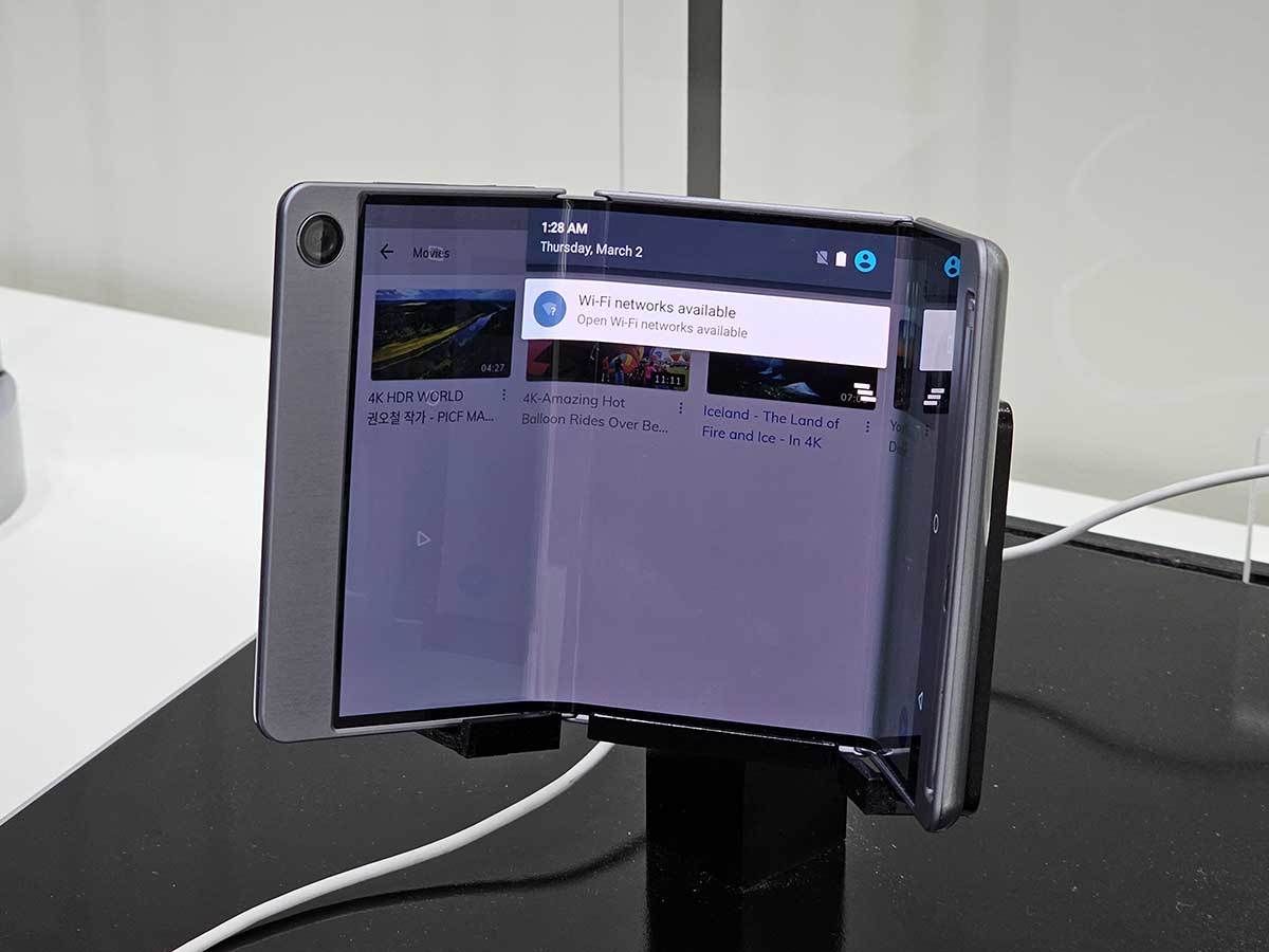 Samsung Display Flex G 3.jpg Samsung Display Flex G 3.jpg