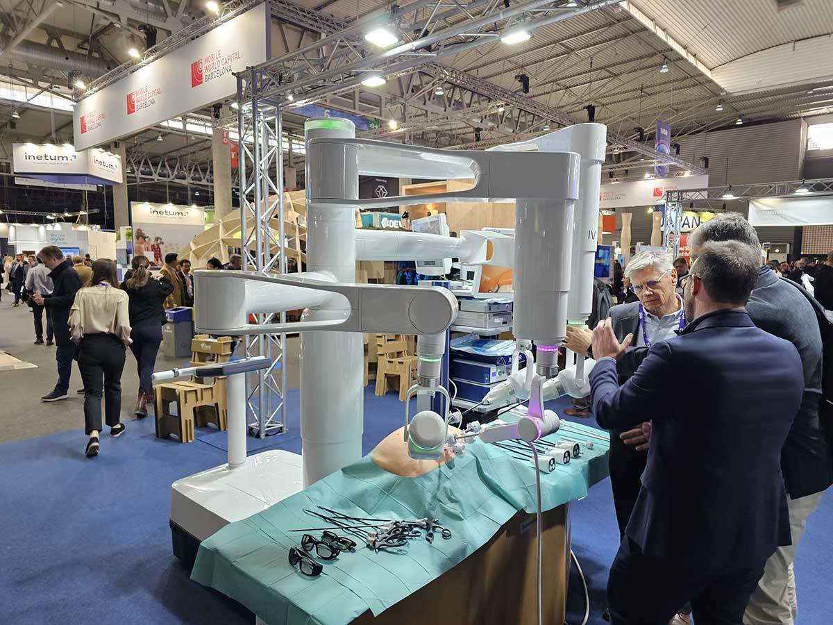 Bitrack hirurški robot 3.jpg - SmartLife / Ilija Baošić   Bitrack hirurški robot 3.jpg - SmartLife / Ilija Baošić