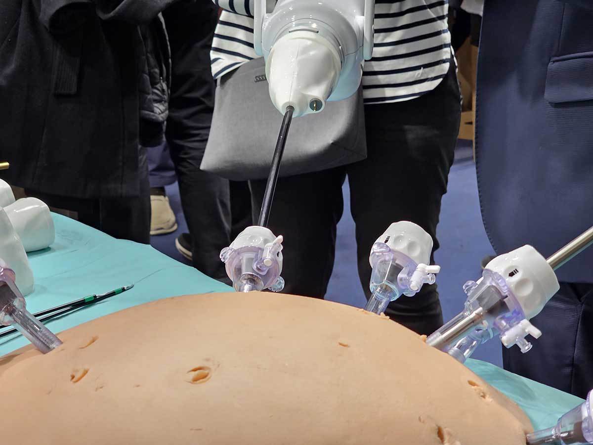  Bitrack hirurški robot 8.jpg - SmartLife / Ilija Baošić 