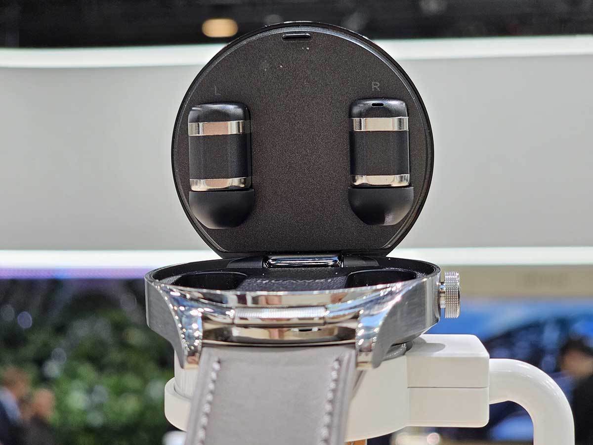 Huawei Watch Buds 5.jpg Huawei Watch Buds 5.jpg