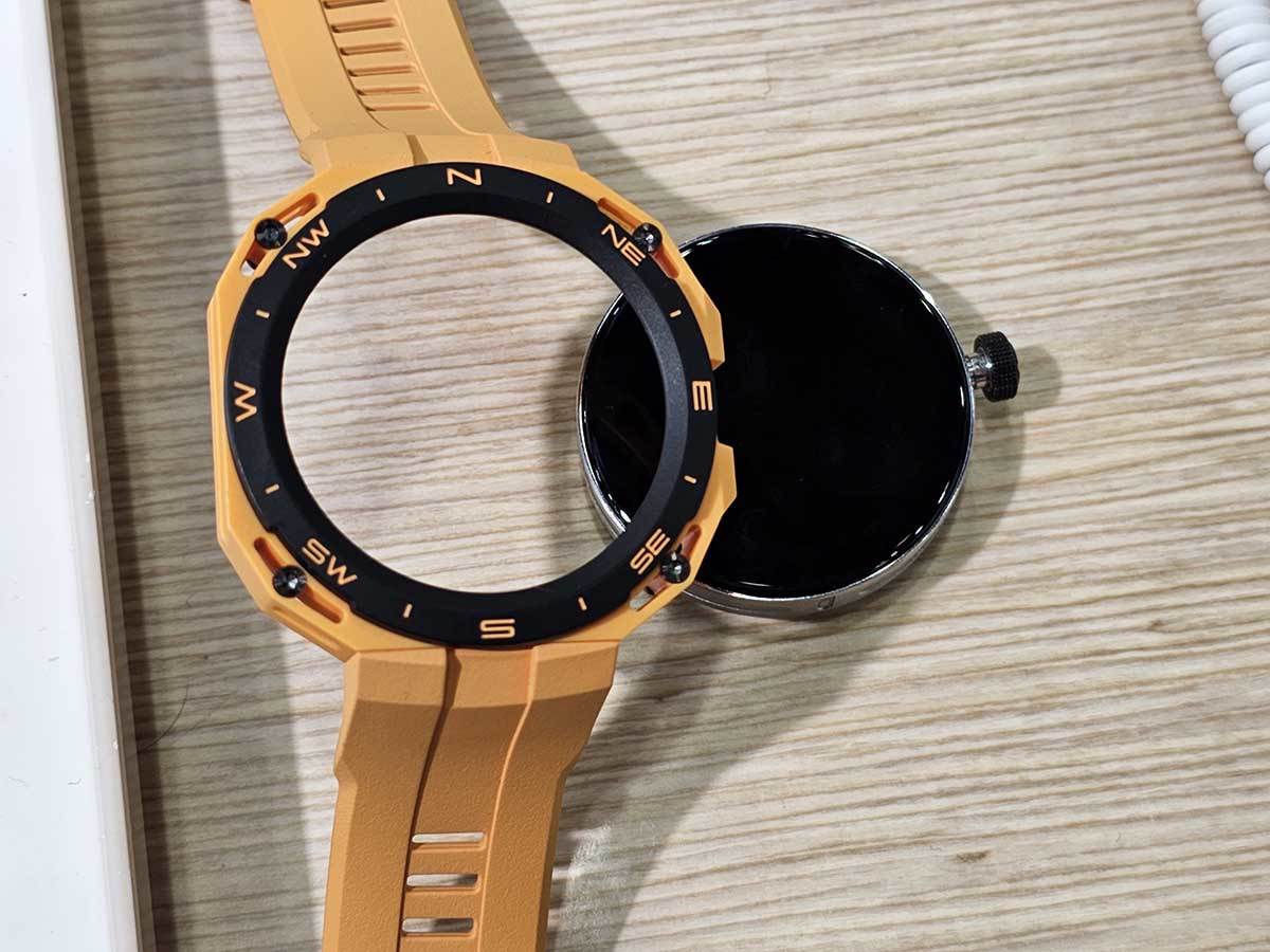  Huawei Watch GT Cyber 7.jpg 