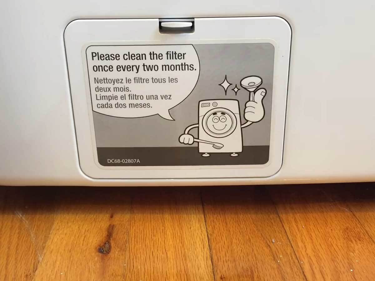  Čišćenje filtera veš mašine 3.jpg - YouTube / 5 Minute Fix It 