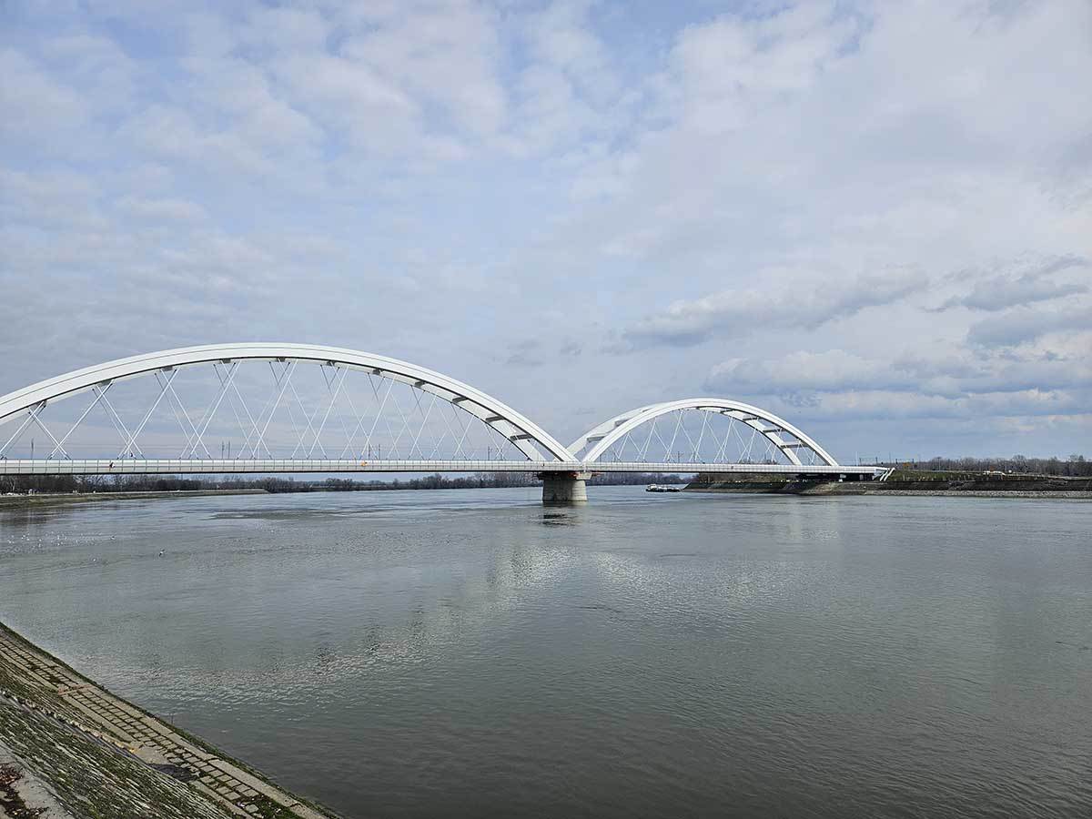  Samsung Galaxy S23 Plus kamere dan 3.jpg 