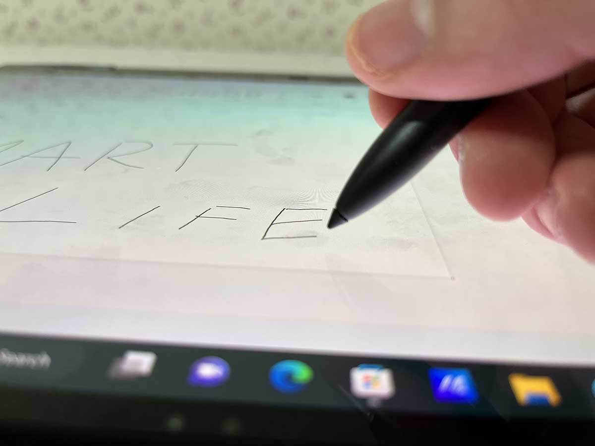  ASUS Zenbook S 13 Flip OLED Pen 2 - SmartLife / Ilija Baošić 