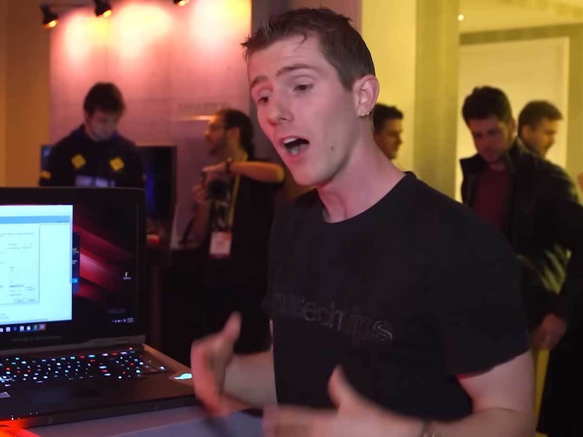  Lajnus Sebastijan 2.jpg - YouTube / LinusTechTips / LMG Clips / NCIX Tech Tips 