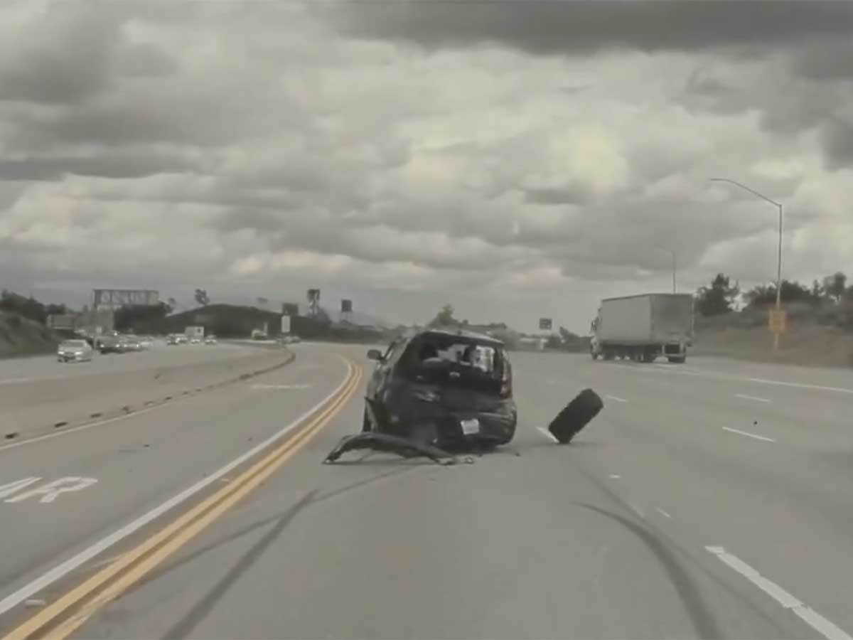  Saobraćajna nesreća Tesla Autopilot 4.jpg - Twitter / @Anoop_Khatra 