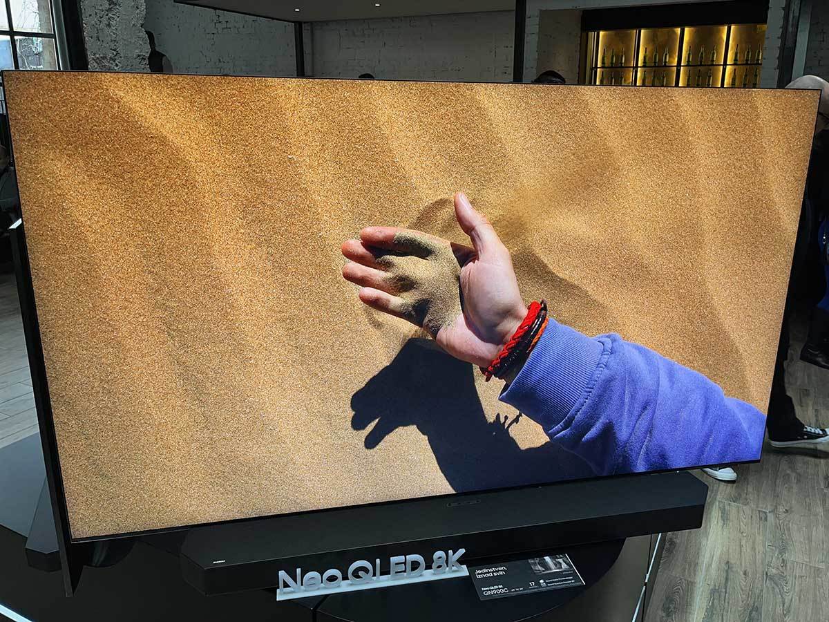  Samsung Neo QLED i OLED 2.JPG - Smartlife 