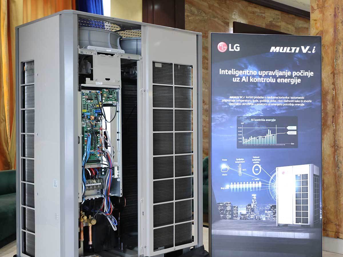 Multi V i_03.JPG - LG   Multi V i_03.JPG - LG