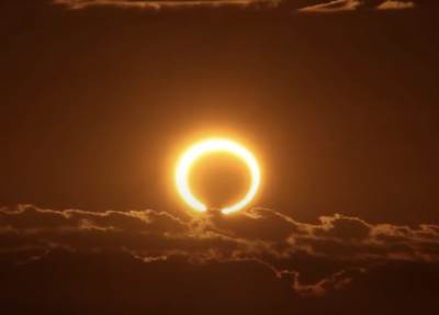 delimično pomračenje sunca  delimično pomračenje sunca