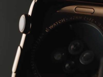 Kupci ne mogu da poprave zlatni Apple Watch  Kupci ne mogu da poprave zlatni Apple Watch