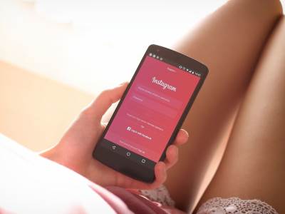 Instagram, telefon, devojka Instagram, telefon, devojka