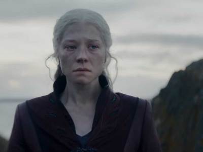 Renira Targarjen  Renira Targarjen