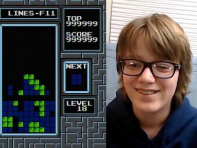 13-godišnjak prvi na svetu obrnuo tetris  13-godišnjak prvi na svetu obrnuo tetris