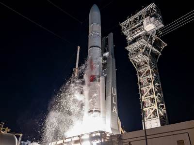 lunarni modul Peregrin _ raketa Vulkan Kentaur _ Foto Instagram Astrobotictechnology.jpg  lunarni modul Peregrin _ raketa Vulkan Kentaur _ Foto Instagram Astrobotictechnology.jpg