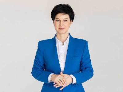 Kristina Doroš  Kristina Doroš