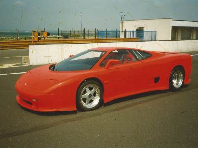 MTX Tatra V8 _ Wikimedia Miloš700.jpg  MTX Tatra V8 _ Wikimedia Miloš700.jpg