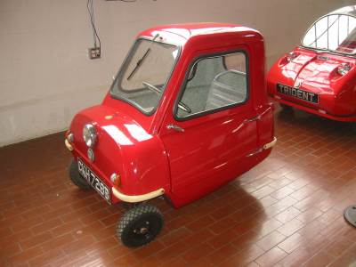 Peel P50 _ najmanji auto na svetu _ Foto Wikimedia Philip (flip) Kromer.jpg  Peel P50 _ najmanji auto na svetu _ Foto Wikimedia Philip (flip) Kromer.jpg
