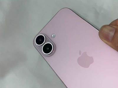 iPhone 16 dummy jedinica iPhone 16 dummy jedinica