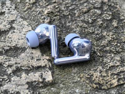 Huawei Freebuds 6i 4.jpg Huawei Freebuds 6i 4.jpg