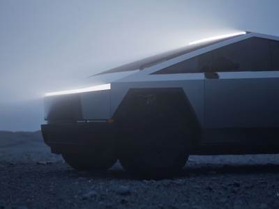 Tesla CyberTruck _ Foto Tesla.jpg  Tesla CyberTruck _ Foto Tesla.jpg