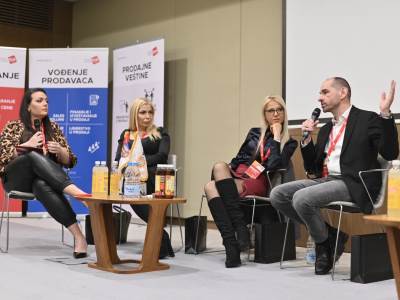 Primena veštačke inteligencije u HR _ WMG Digital Transformation (1).jpg Primena veštačke inteligencije u HR _ WMG Digital Transformation (1).jpg