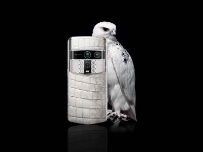 Vertu Agent Q Vertu Agent Q