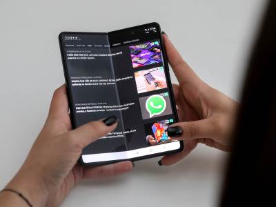 Samsung Galaxy Z Fold3 (3) 