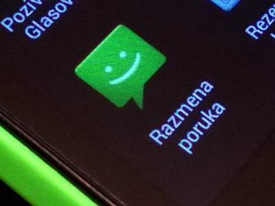 SMS poruke telefoni  SMS poruke telefoni