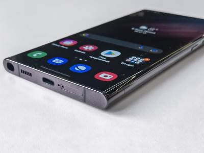 Samsung Galaxy S22 Ultra uživo (7).jpg 