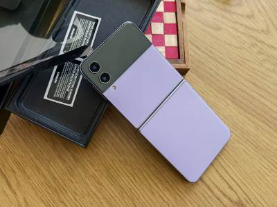 Samsung Galaxy Z Flip4 Slike Uživo (16).jpg Samsung Galaxy Z Flip4 Slike Uživo (16).jpg