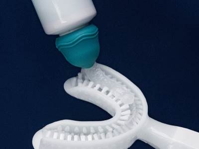 Y-Brush četkica pranje zuba za 10 sekundi 8.jpg Y-Brush četkica pranje zuba za 10 sekundi 8.jpg
