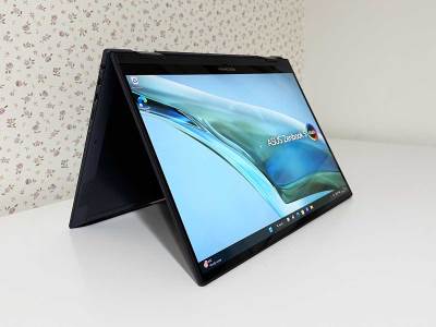 ASUS Zenbook S 13 Flip OLED ASUS Zenbook S 13 Flip OLED